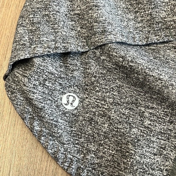 Lululemon Speed Up Short 2.5” Heather Lux Multi Black - Picture 4 of 7